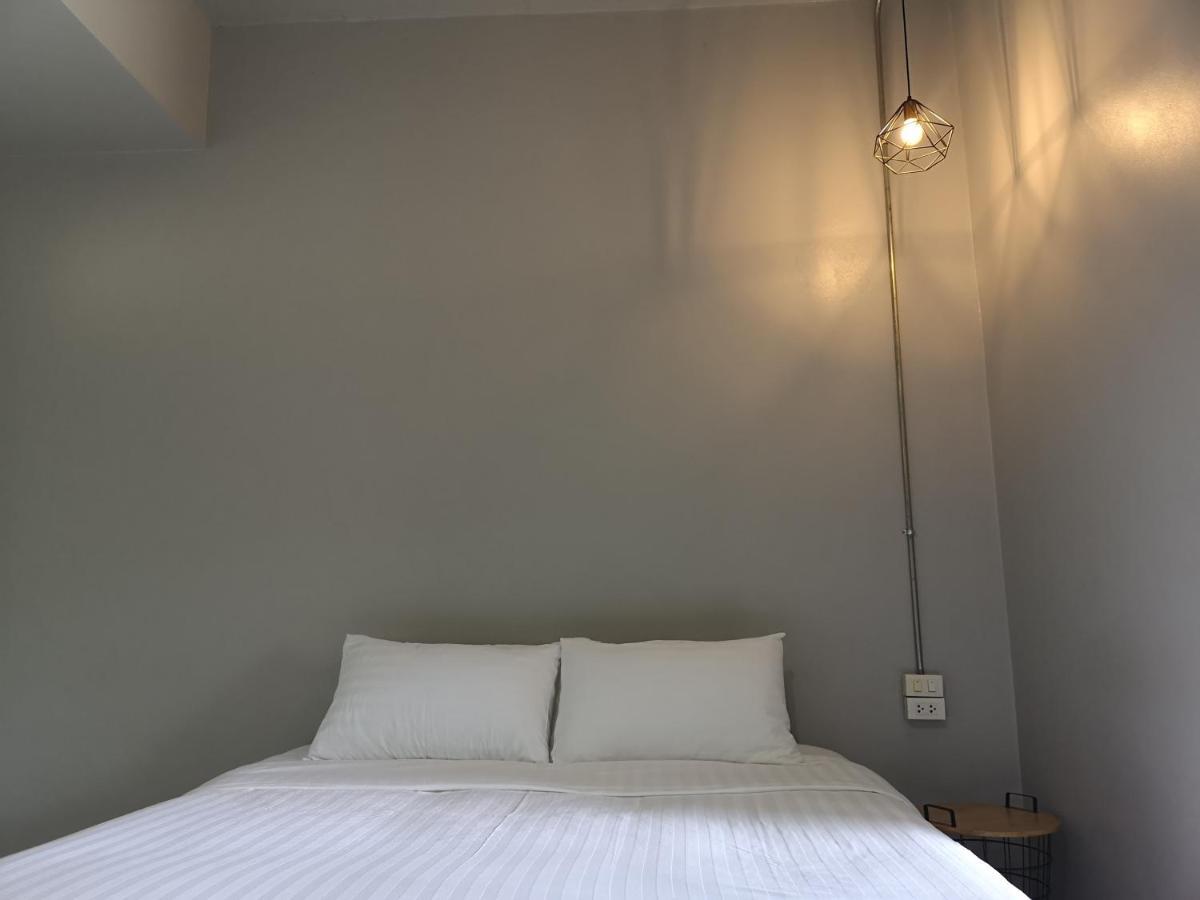 Siri Guesthouse @ Surat Thani Exterior foto