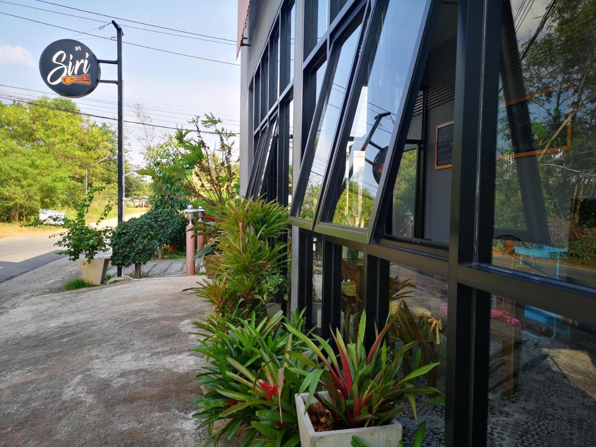 Siri Guesthouse @ Surat Thani Exterior foto